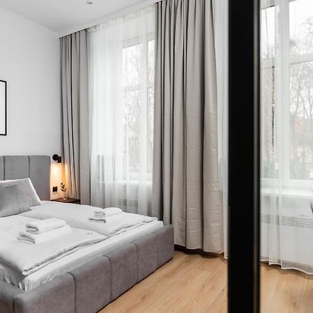 Modern Centrally Located Apartments - By Upstairs Krakkó Kültér fotó