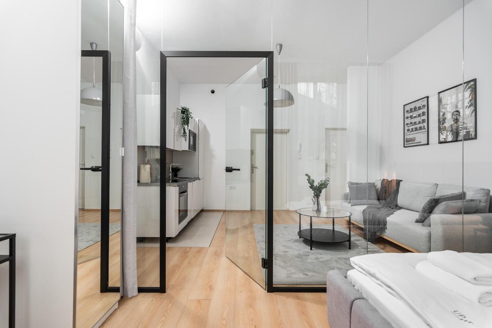 Modern Centrally Located Apartments - By Upstairs Krakkó Kültér fotó